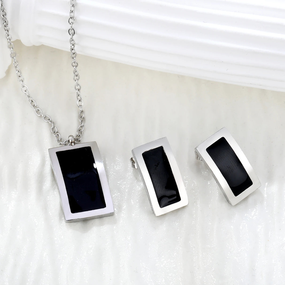 Luxury Water Drop Choker Necklace & Earrings Set – Stainless Steel Women’s Jewelry for Wedding & Special Occasions