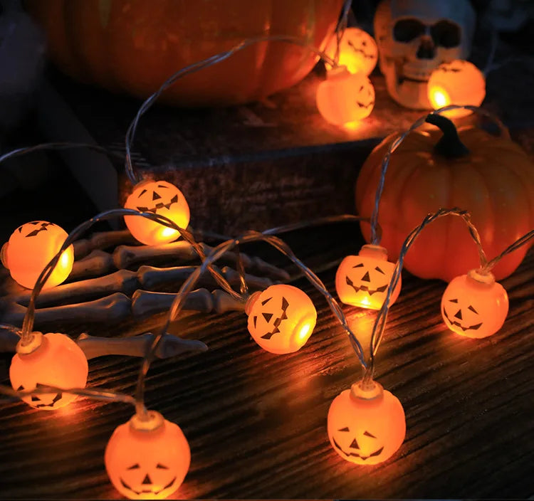 Halloween Decoration LED Light String – Pumpkin, Skull, Eyeball Shaped Trick-or-Treat Lantern for Horror-Themed Halloween Décor